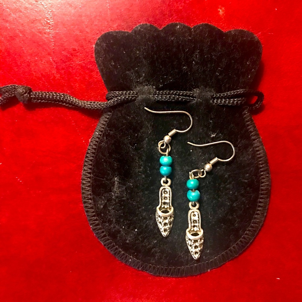 Delicate Dangle Slipper Earrings With Blue Beads
